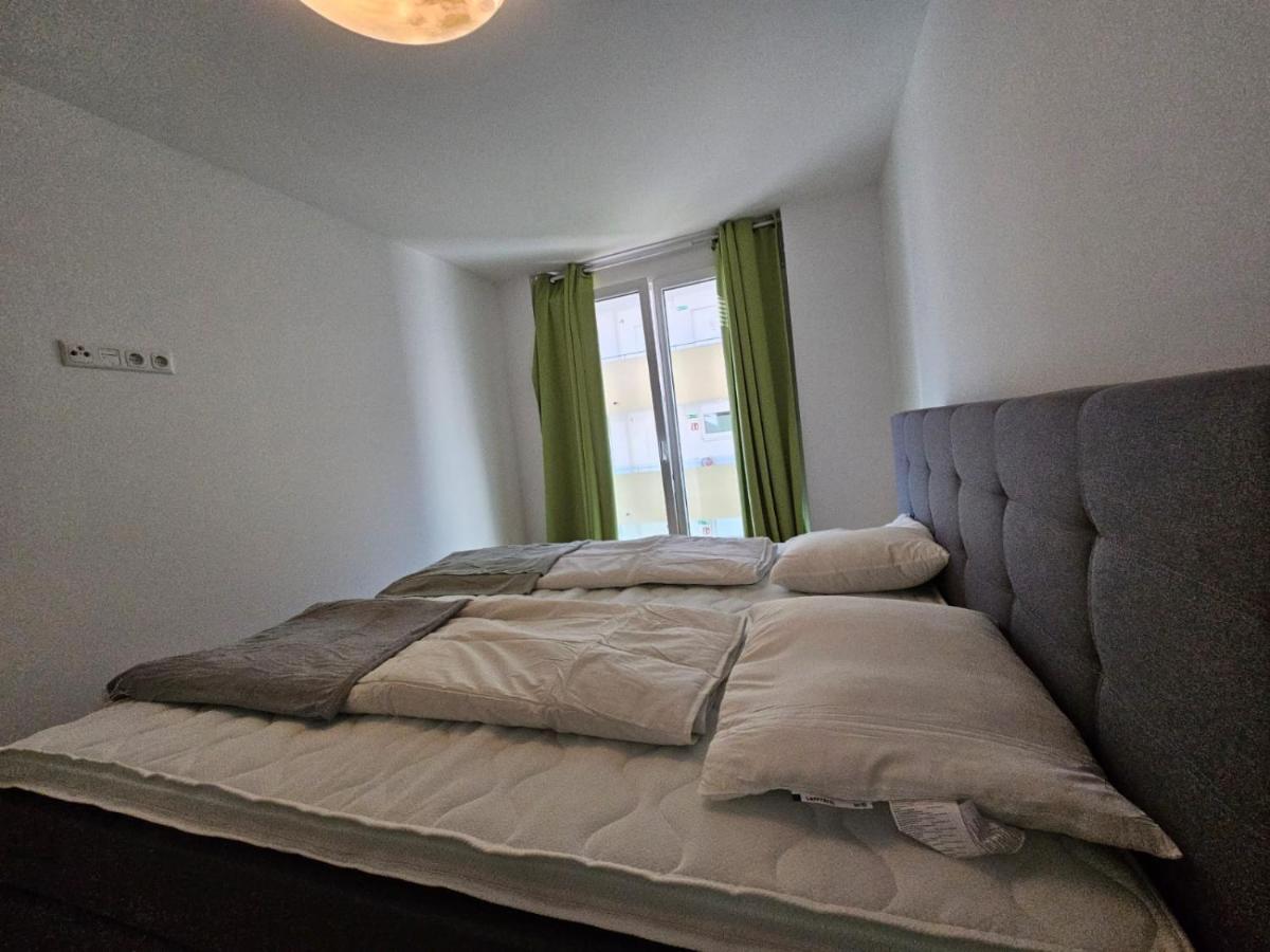 Stylish Apartment In Innsbruck + 1 Parking Spot Eksteriør billede